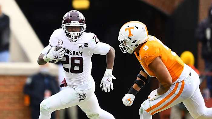 Texas A&M RB Isaiah Spiller